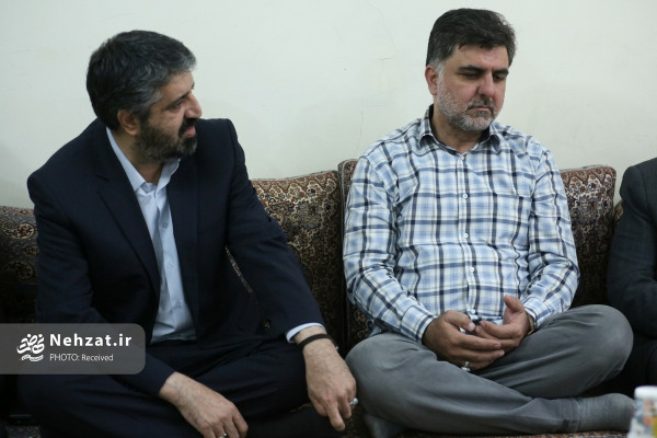 قمی پای روایت خانواده شهید هنرمند پوریا شهبازی نشست