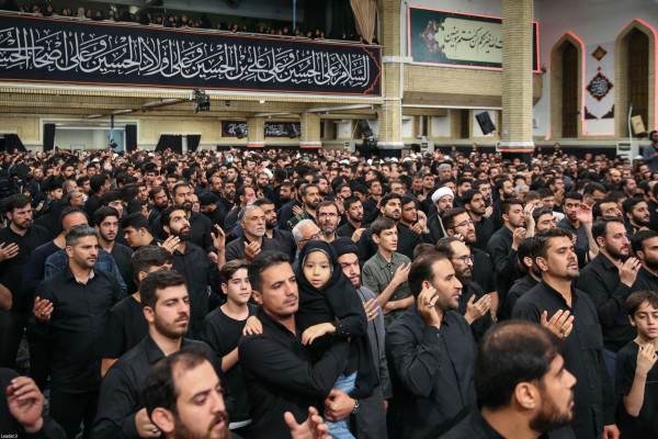 مراسم عزاداری سید و سالار شهیدان(ع) در حسینیه امام خمینی(ره)