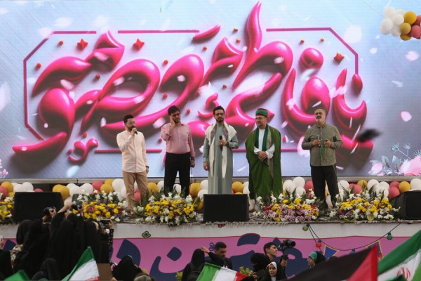 جشن بزرگ محفل به مناسبت میلاد حضرت معصومه (س) برگزار شد