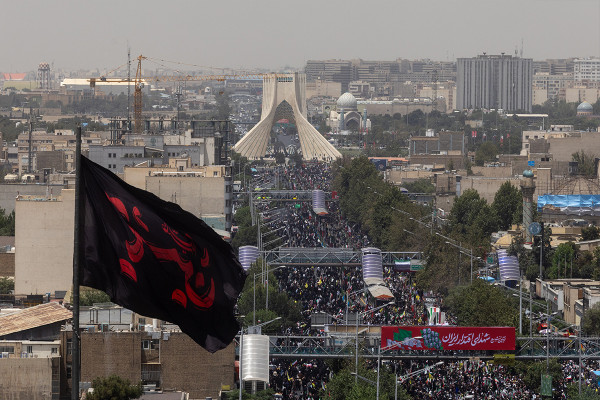 تشییع پیکر ۶۰ شهید اقتدار در تهران