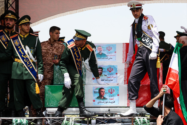 تشییع پیکر ۶۰ شهید اقتدار در تهران