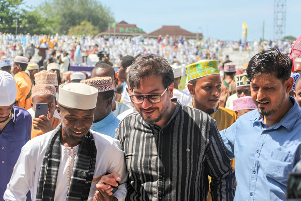 محفل به آفریقا رسید